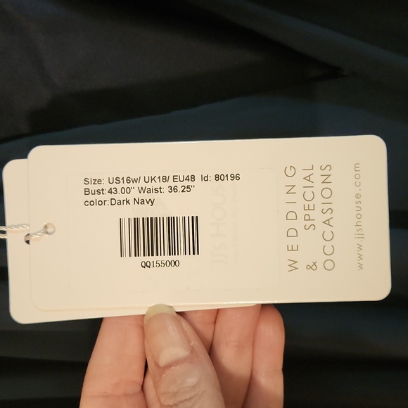 Gorgeous navy gown - Picture 6 of 6